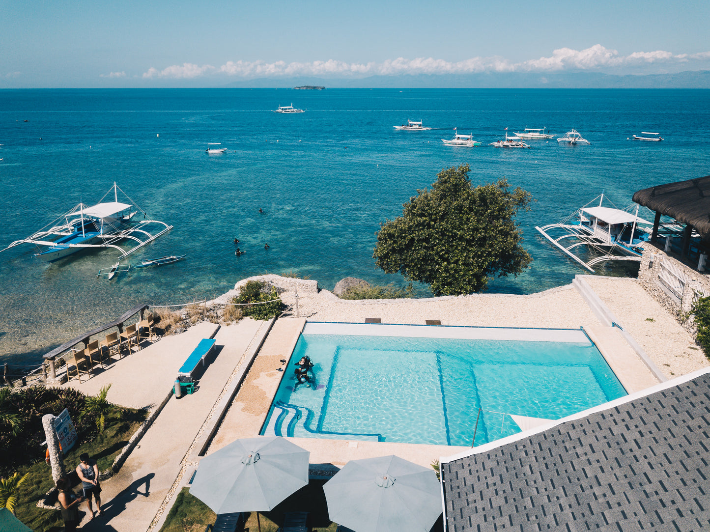 Moalboal Resort-Dive Package for 2 people, Cebu Seaview Resort